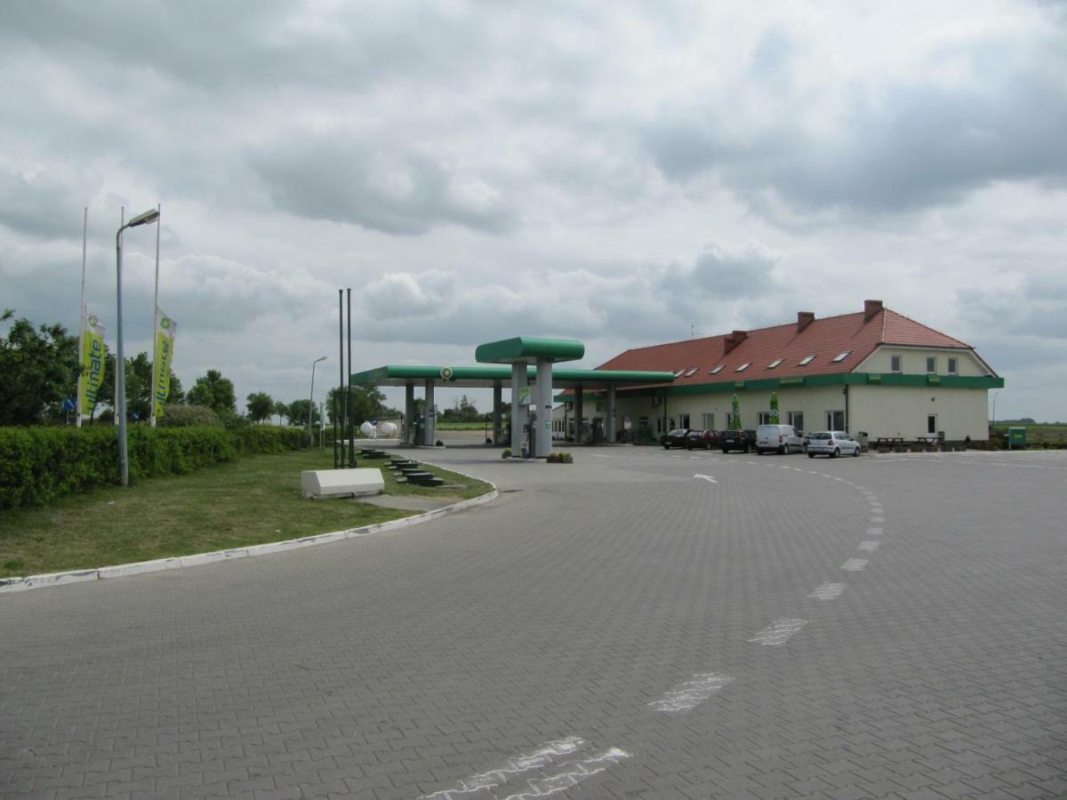 Sawik Dziekanowice Motel Lednogora ภายนอก รูปภาพ