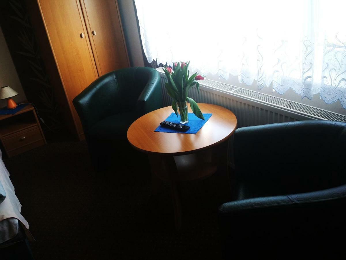 Sawik Dziekanowice Motel Lednogora ภายนอก รูปภาพ