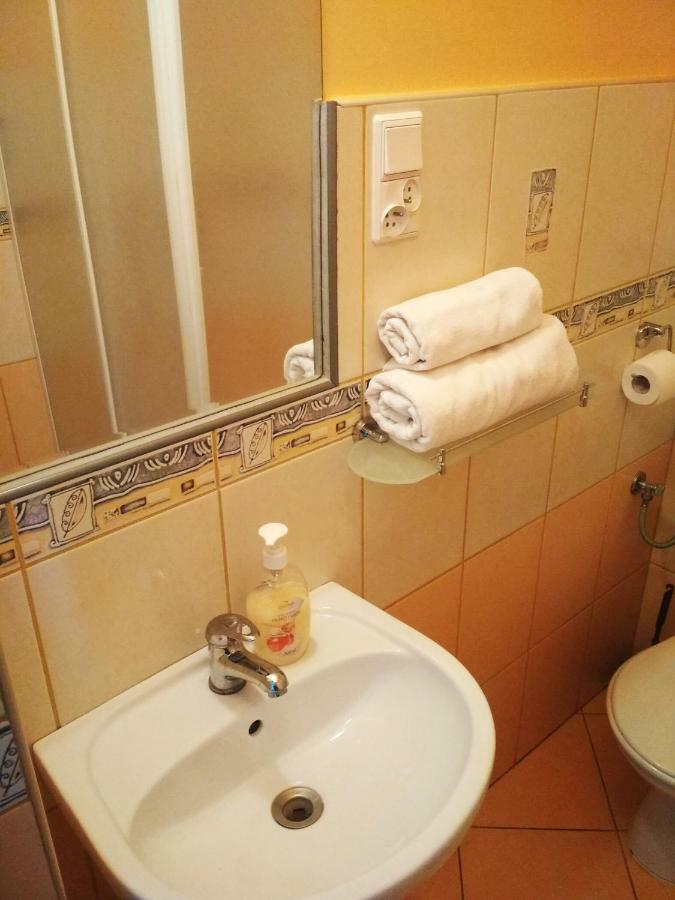 Sawik Dziekanowice Motel Lednogora ภายนอก รูปภาพ