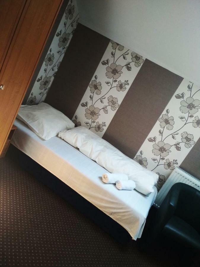 Sawik Dziekanowice Motel Lednogora ภายนอก รูปภาพ